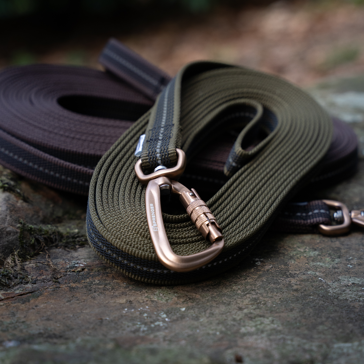 Rubberized Tracking Leash with Hand Strap