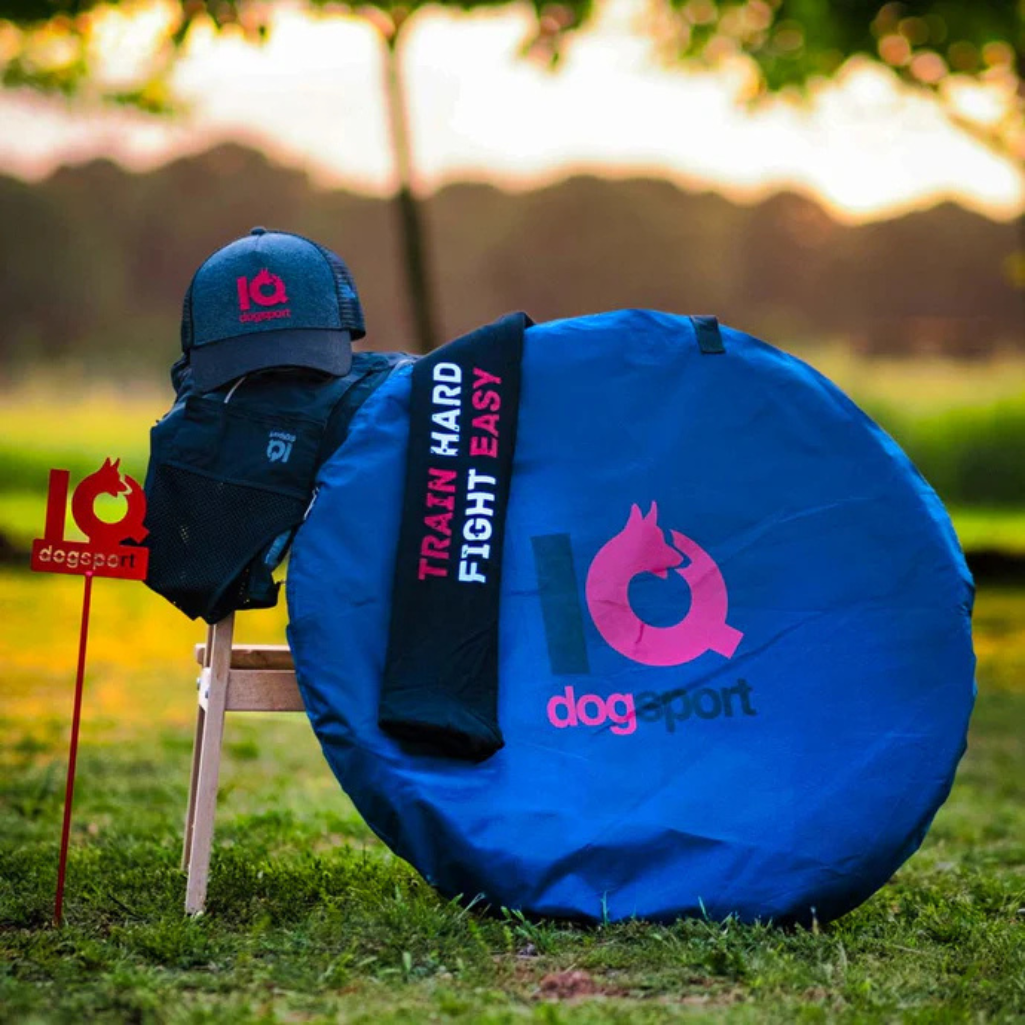 IQ Dosgsport Pop-Up Blind